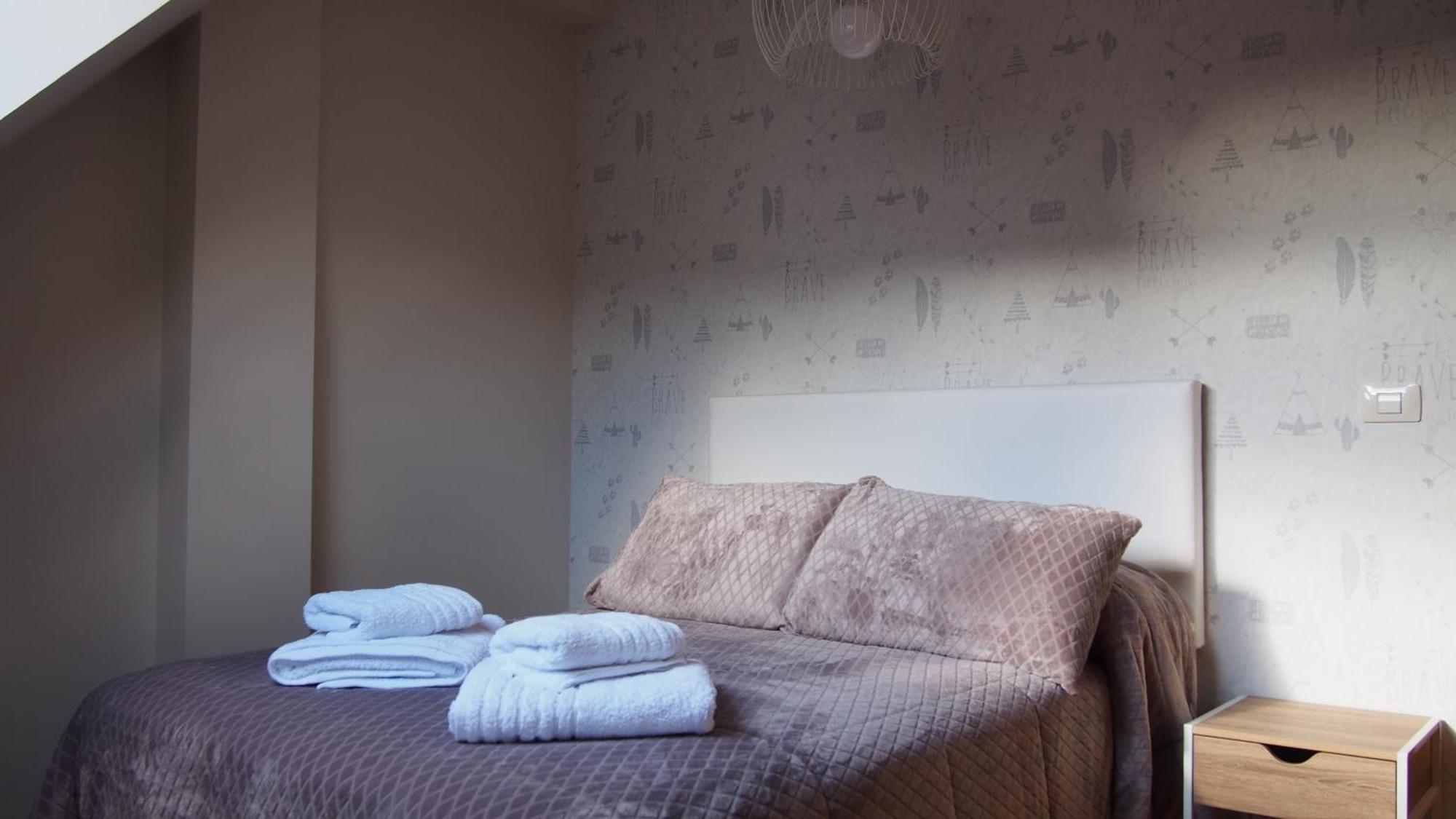 Arel Duplex Apartment Луго Екстериор снимка